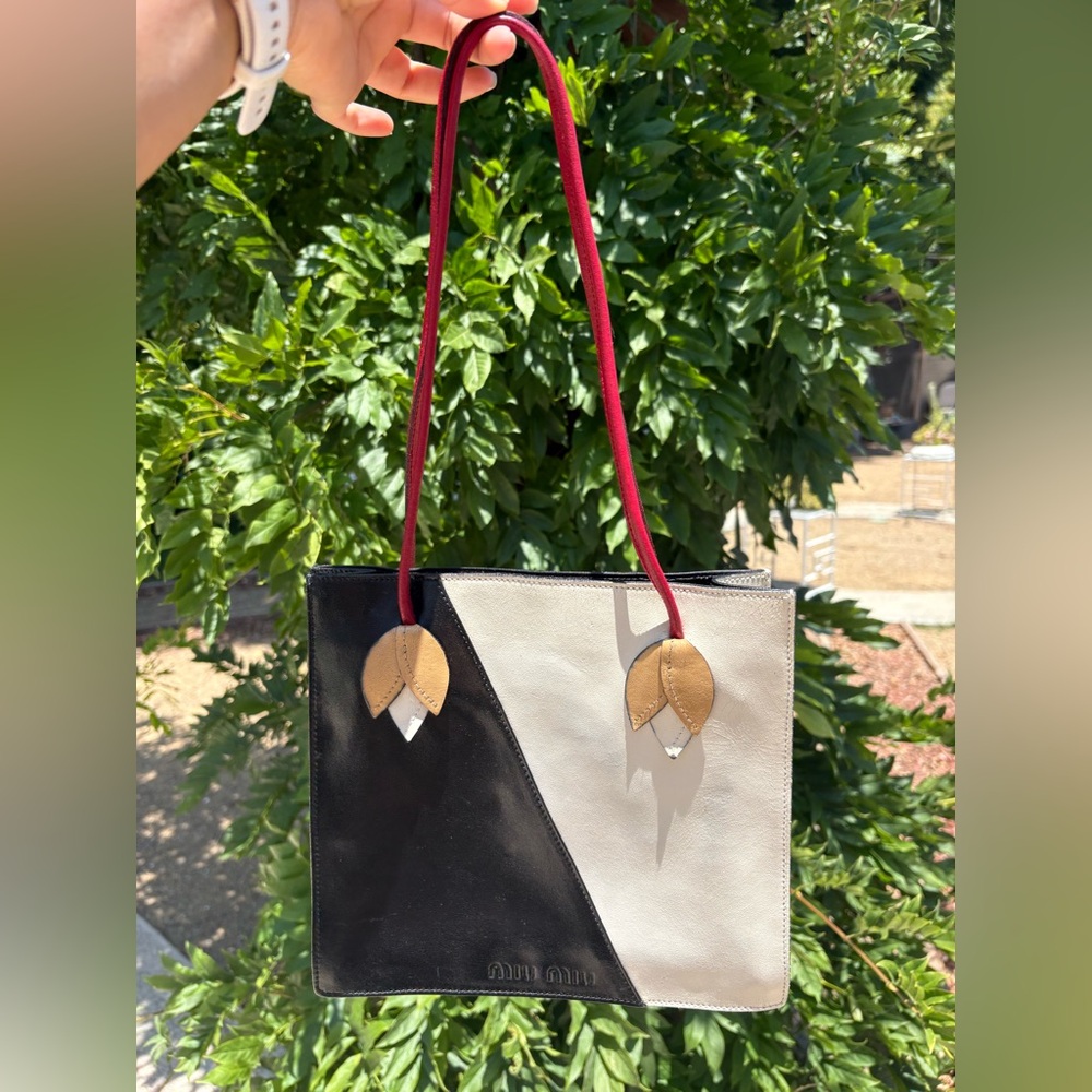 MIU MIU Two-Tone Black and Cream Tote Bag